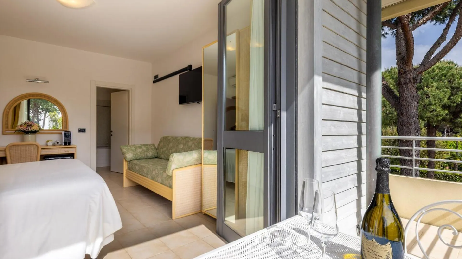 Hotel Acapulco Forte dei Marmi 4*,